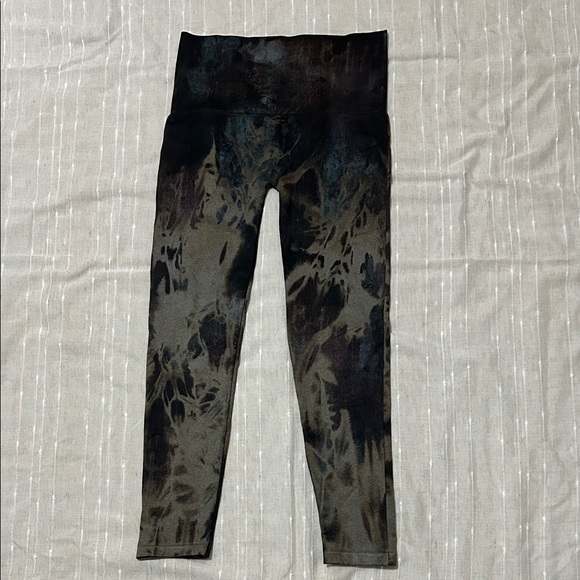 M. Rena Pants - M. Rena Black and Gray Leggings
